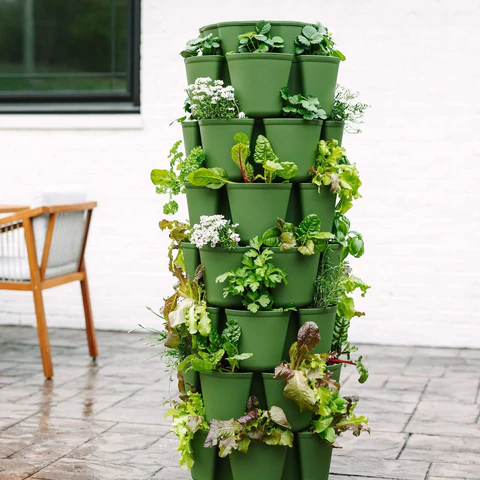 7-Tier GreenStalk Leaf Vertical Planter Logo